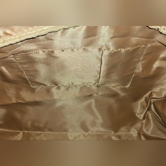 BATH & BODY WORKS | FAUX SUEDE LEATHER WITH SHERPA TRIM DUFFLE TRAVEL BAG - Picture 13 of 16